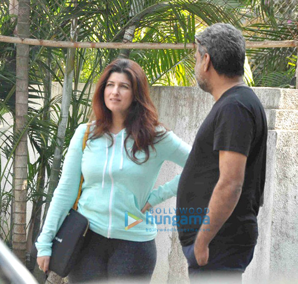 twinkle khanna snapped with r balki at his office in bandra 2 2