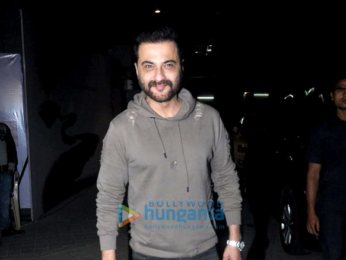 Ranveer Singh, Alia Bhatt, Varun Dhawan & others snapped at the special screening of 'OK Jaanu'