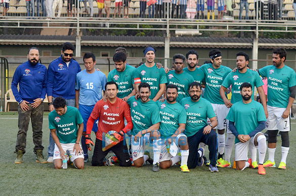 abhishek bachchan and bhaichung bhutia grace the nike premier league u 16s event 1