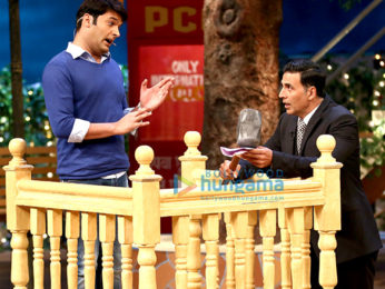 Akshay Kumar & Huma Qureshi promote 'Jolly LLB 2' on The Kapil Sharma Show