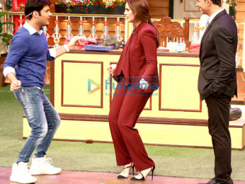 Akshay Kumar & Huma Qureshi promote 'Jolly LLB 2' on The Kapil Sharma Show