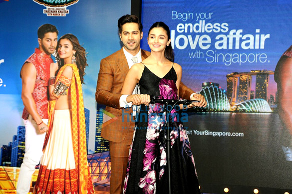 Alia Bhatt & Varun Dhawan promote ‘Badrinath Ki Dulhania’ in association with Singapore Tourism Alia Bhatt & Varun Dhawan promote ‘Badrinath Ki Dulhania’ in association with Singapore Tourism