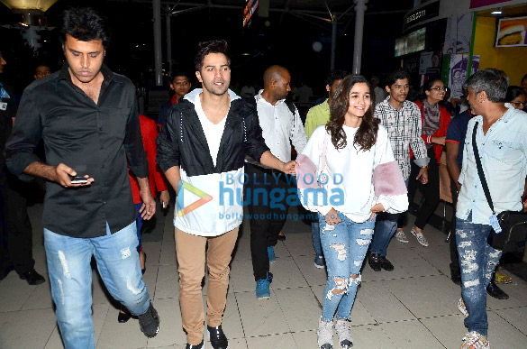 alia bhatt varun dhawan return from the promotions of badrinath ki dulhania in jaipur 1