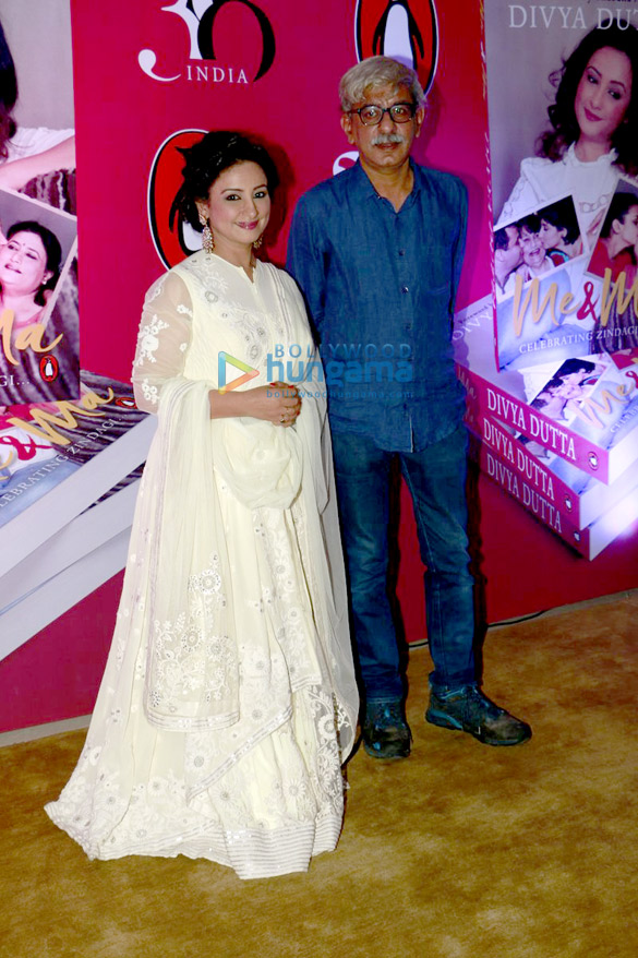 amitabh bachchan at the launch of divya duttas book me ma 9