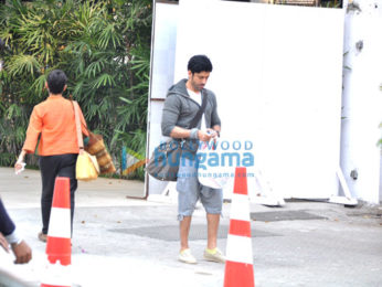 Farhan Akhtar snapped in Bandra