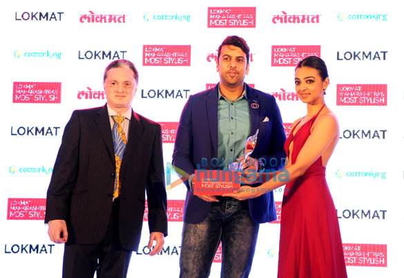 hrithik sonam receive most stylish awards 4