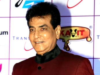 Jitendra, Maryam Zakaria, Akanksha Puri & others grace 16th Annual Transmedia Gujarati Screen & Stage Awards 2016