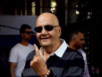 John Abraham, Kiran Rao, Prem Chopra and Priya Dutt cast their vote in Bandra
