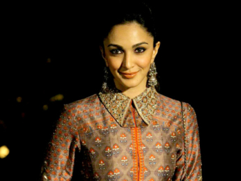Kareena Kapoor Khan, Sushmita Sen, Tabu, Disha Patani walk the ramp at Lakme Fashion Week 2017 - Day 5