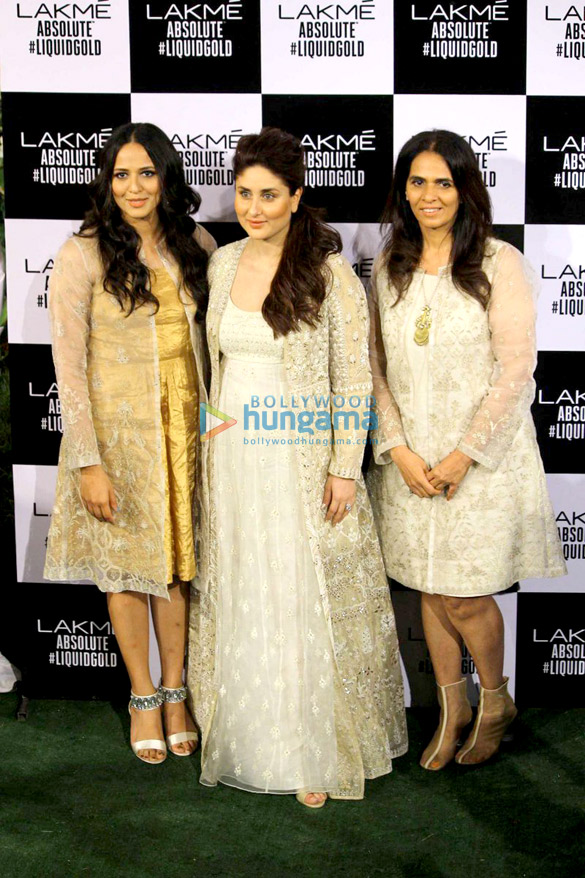 kareena sushmita disha walk the ramp at lfw 2017 27
