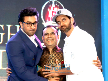 Ranbir Kapoor, Hrithik Roshan, Yuvraj Singh and others grace the 'Bright Awards 2017'