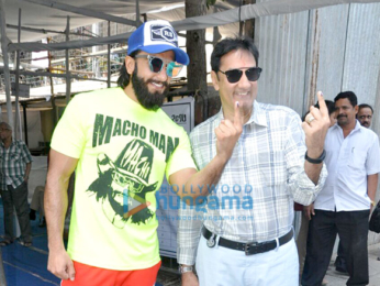 Ranveer Singh casts his vote with his father for the BMC elections in Bandra