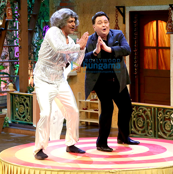 rishi kapoor and neetu kapoor singh snapped on sets of the kapil sharma show 6