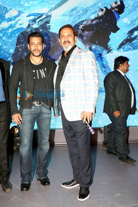 salman khan and iulia grace mahesh manjrekar movie music launch 4