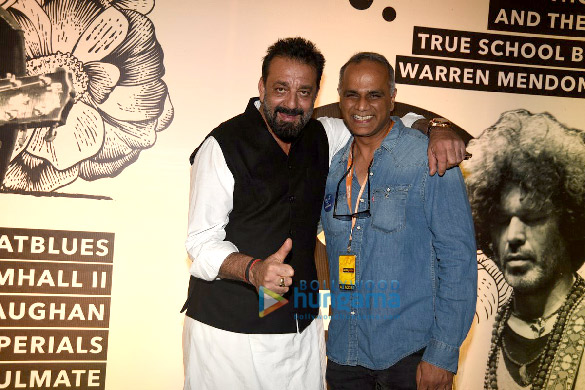 sanjay dutt snapped with owen roncon at mahindra blues festival 1