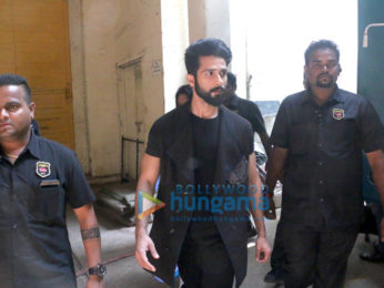 Shahid Kapoor & Kangna Ranaut snapped on the sets of Indian Idol 9