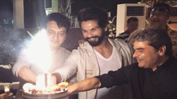 Check out: Shahid Kapoor cut his birthday cake with Vishal Bhardwaj and Sajid Nadiadwala