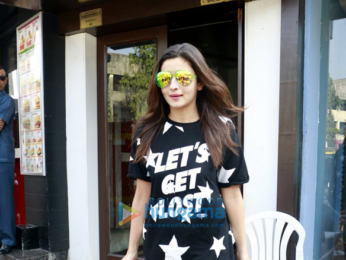 Sidharth Malhotra & Alia Bhatt snapped post lunch at Bastian