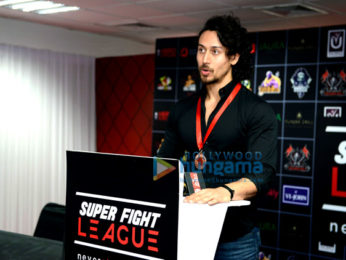 Tiger Shroff along with mother Ayesha and sister Krishna Shroff attend the Super Fight League in Delhi