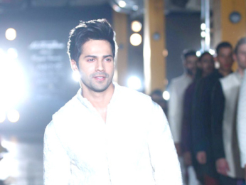 Varun Dhawan, Arjun Kapoor & Sonakshi Sinha walk the ramp for Kunal Rawal's show at the Lakme Fashion Week 2017