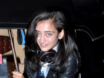 Akshara Haasan snapped hitching an auto rickshaw ride