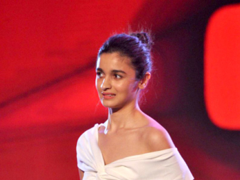 Alia Bhatt graces the 'Youtube Fanfest' event at Jio Gardens