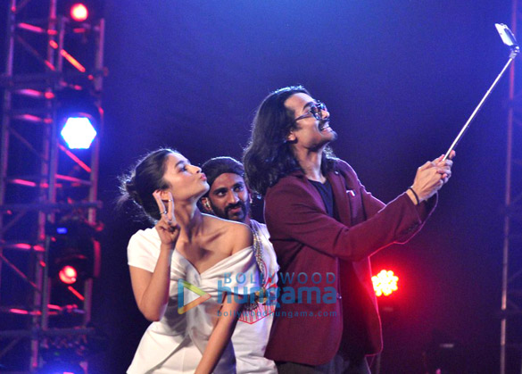 alia bhatt graces the youtube fanfest event at jio gardens 5