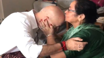 Watch: Anupam Kher celebrates his birthday with his mother