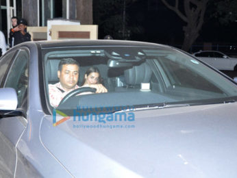 Arbaaz Khan, Malaika Arora, Kareena Kapoor Khan and Karisma Kapoor party at a friend's house warming bash