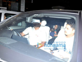 Arbaaz Khan, Malaika Arora, Kareena Kapoor Khan and Karisma Kapoor party at a friend's house warming bash