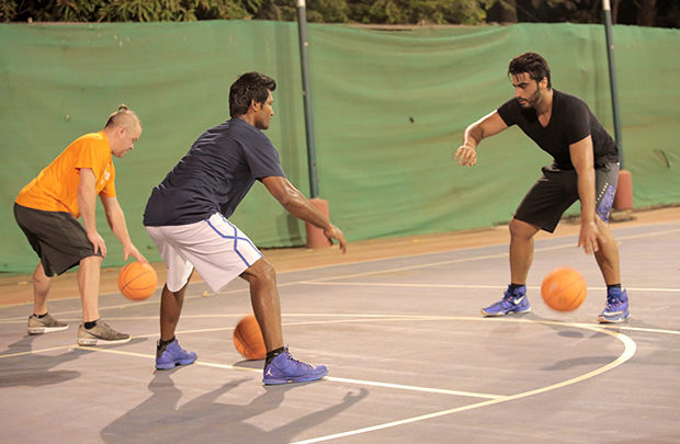 Watch Arjun Kapoor & Shraddha Kapoor’s PRO Basketball Moves For Half Girlfriend