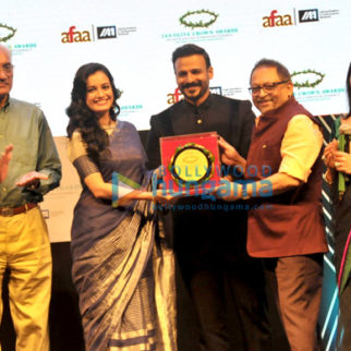 Dia Mirza honoured with the "Green Crusader of the year" award at the IAA Olive Crown Awards 2017