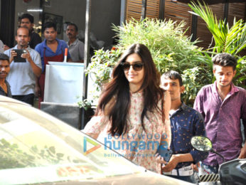 Diana Penty snapped post lunch at Suzette, Bandra