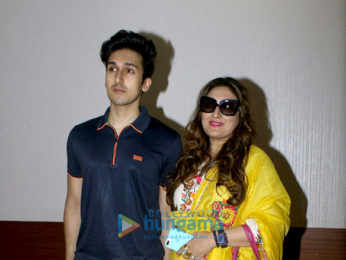 Govinda's family watches 'Aagaya Hero'