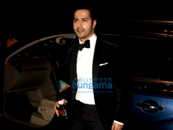Katrina Kaif, Anushka Sharma, Shahid Kapoor, Varun Dhawan & Amitabh Bachchan at Hello! Hall of Fame Awards 2017