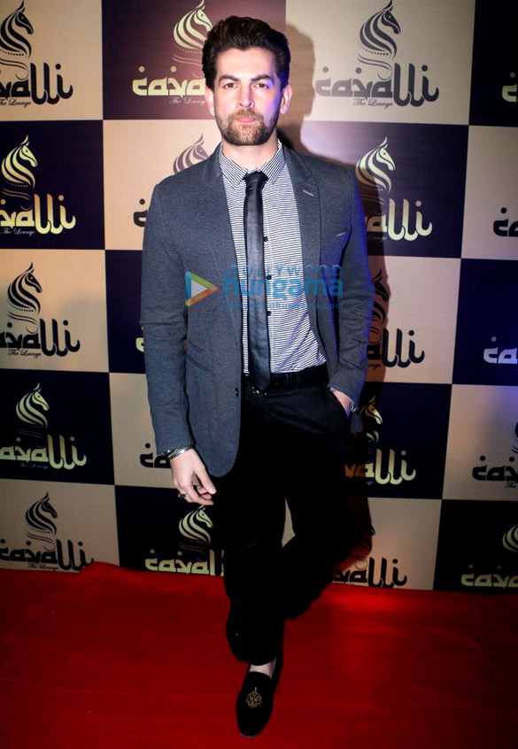 neil nitin mukesh sophie choudry and urvashi rautela grace the launch of cavalli lounge 4