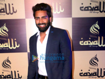 Neil Nitin Mukesh, Sophie Choudry and Urvashi Rautela grace the launch of Cavalli Lounge