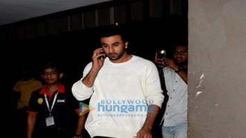 Ranbir Kapoor snapped at the airport