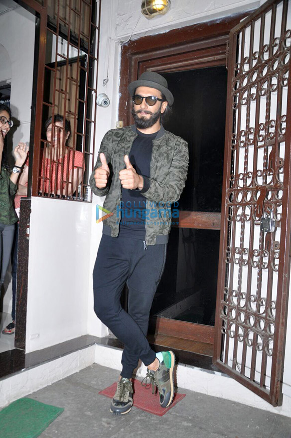 ranveer singh snapped post dubbing at bandra studio 2
