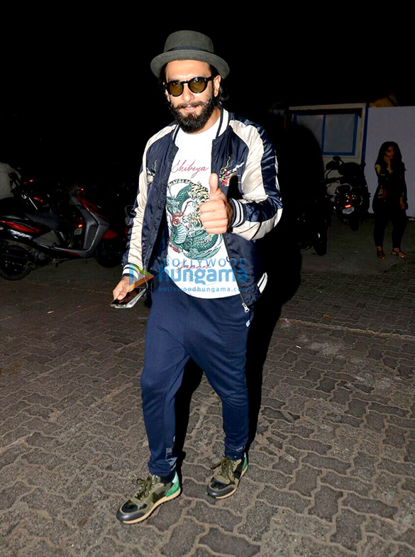 ranveer singh snapped post gym workout in bandra 2