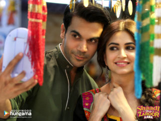 Wallpapers Of The Movie Shaadi Mein Zaroor Aana