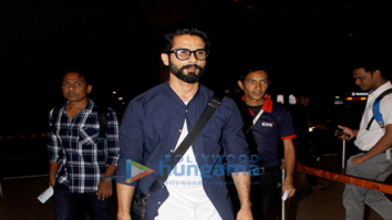 Shahid Kapoor snapped on his way to Delhi to attend the India Today Conclave