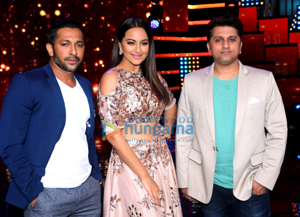 Sonakshi Sinha promotes her upcoming film Noor on the sets of ‘Nach Baliye’
