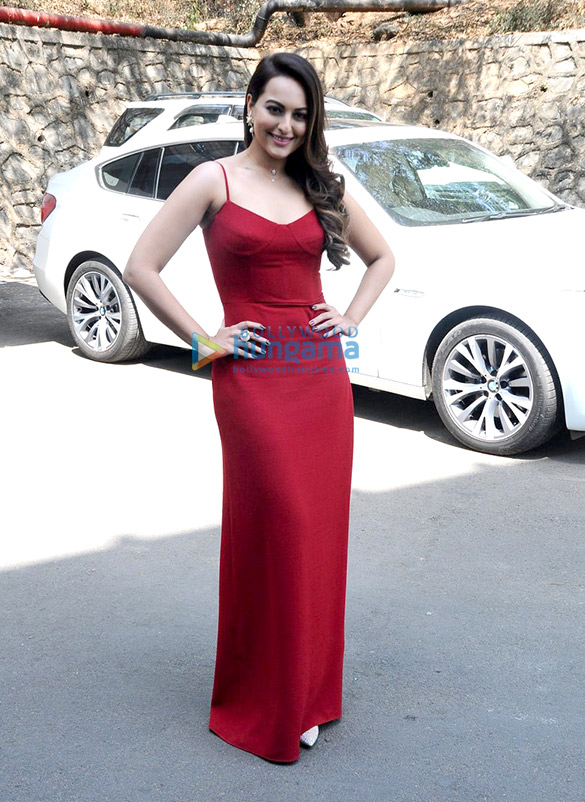 sonakshi sinha snapped at nach baliye promotions 5