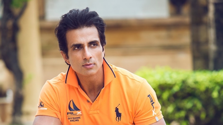 Sonu Sood’s Spot Jogging Workout Is A Must Watch For All Cardio Lovers Sonu Sood’s Spot Jogging Workout Is A Must Watch For All Cardio Lovers