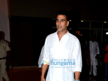 Suniel Shetty's father prayer meet in Worli
