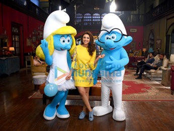 Team of 'Golmaal Again' meet the most loved characters - Brainy Smurf and Smurfette
