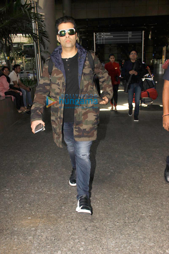 varun alia kangna snapped at the airport 5