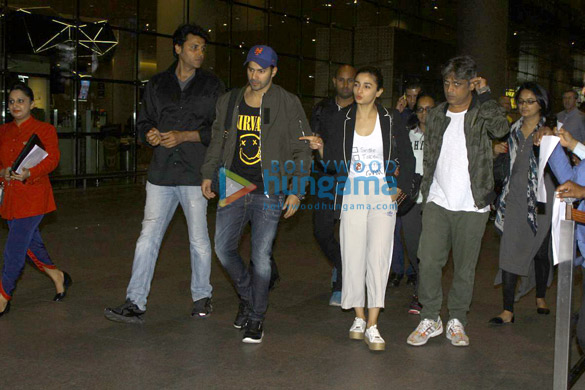 varun dhawan alia bhatt return from badrinath ki dulhania promotions in kolkata 1