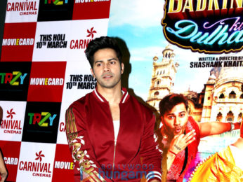 Varun Dhawan and Alia Bhatt at the film promotion of 'Badrinath Ki Dulhania'